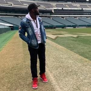 Meet your Posher, Emmanuel